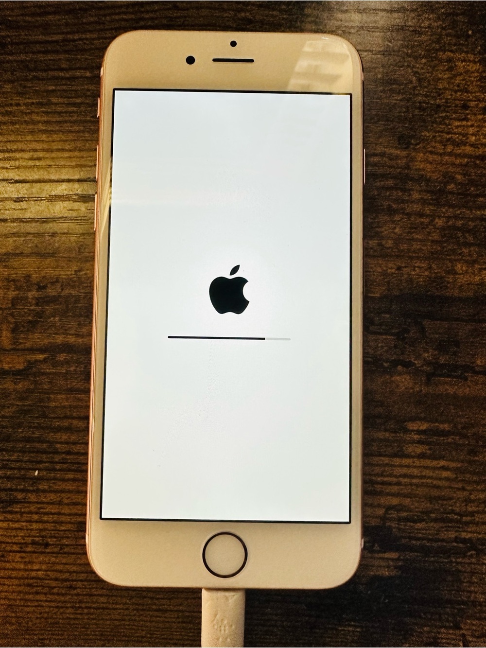 Apple iPhone 6S in Rose Gold - Reliable Performance